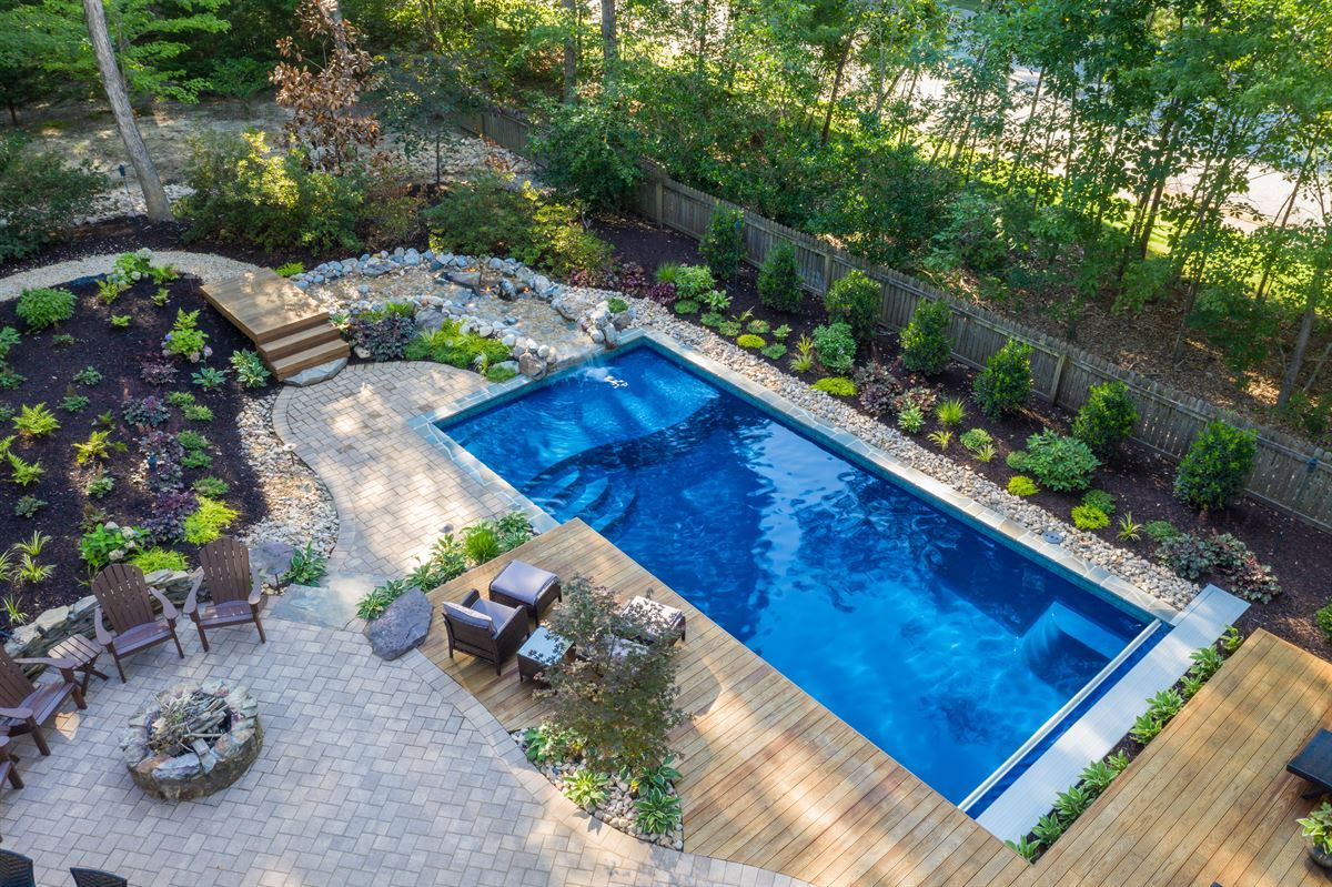 Des Moines, IA River Pools